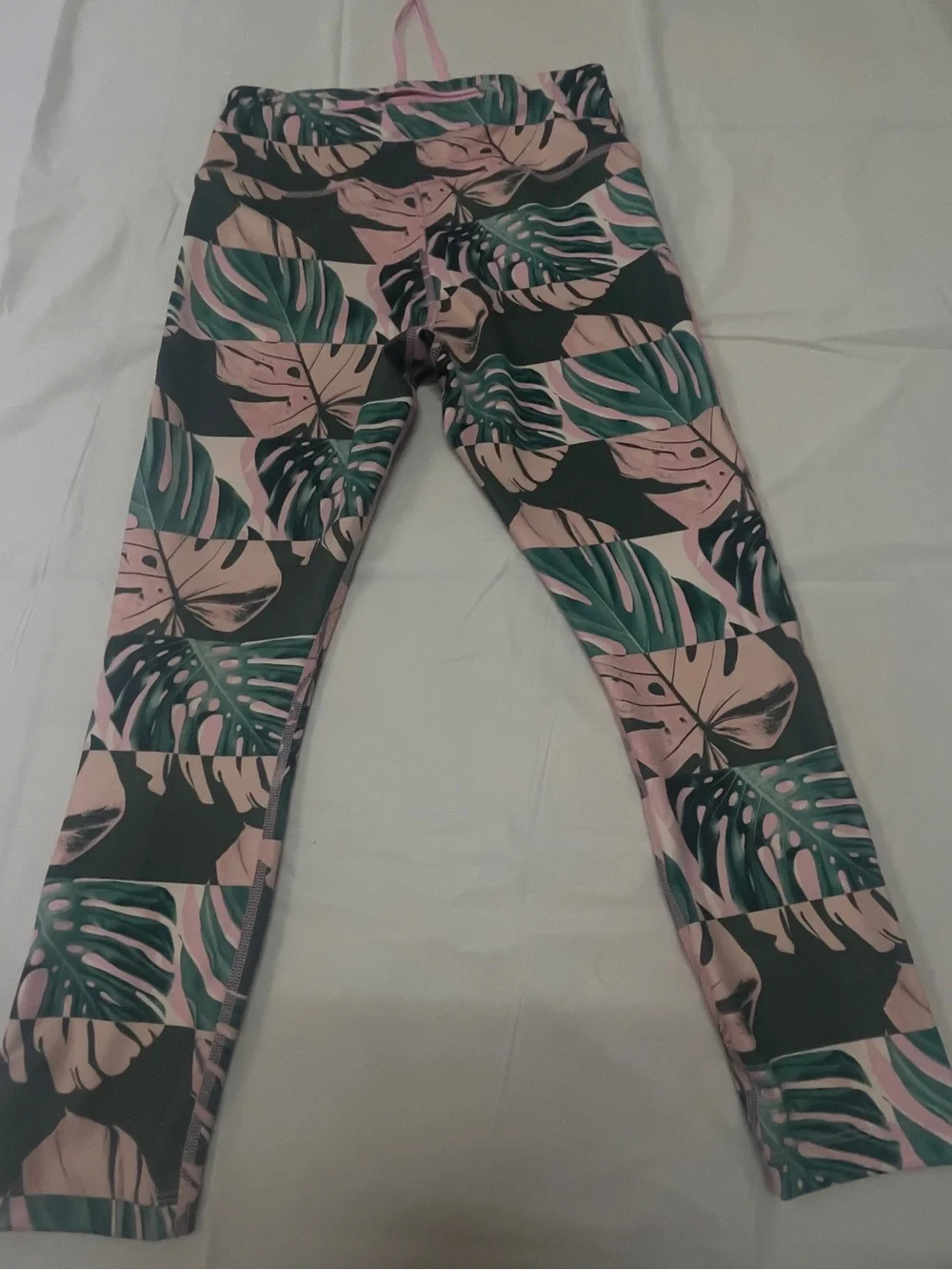 Nike Vibrant Tropical Monstera Print Leggings